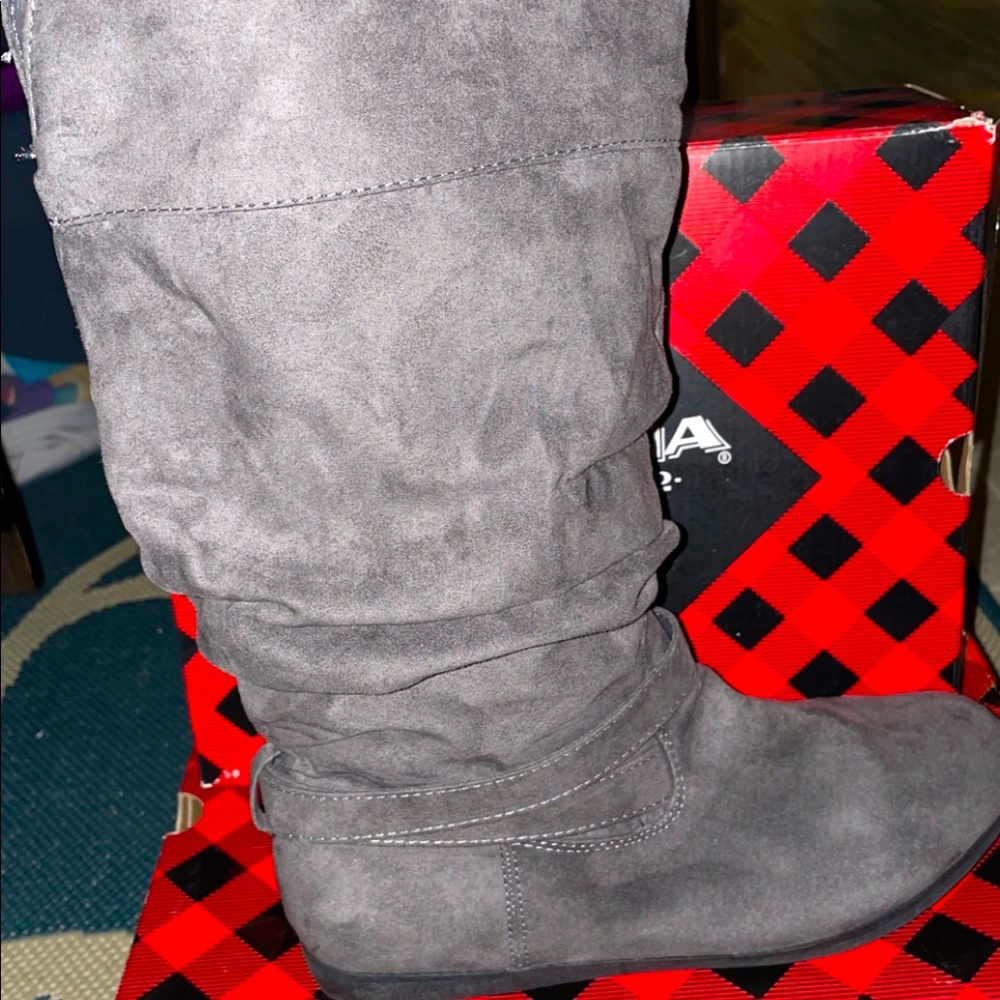AZ KARLE Women’s Tall Boots (Grey SZ 9 WM’s)